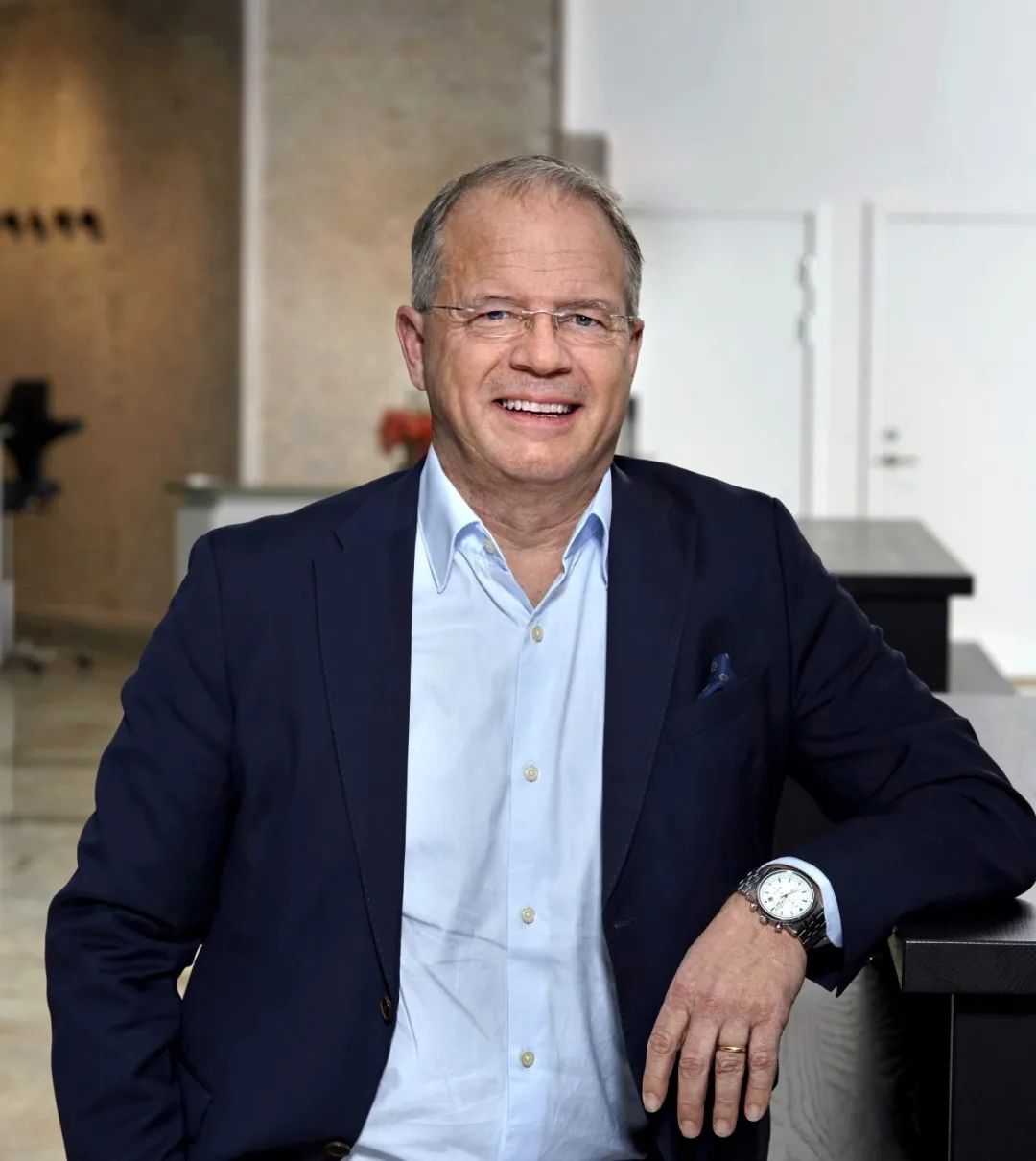 沃尔沃集团发布2025年第二季度报告